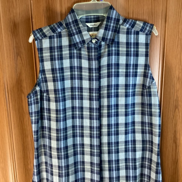 Talbots Irish Linen Plaid Buttoned Front Sleeveless Women’s Top - Picture 3 of 10